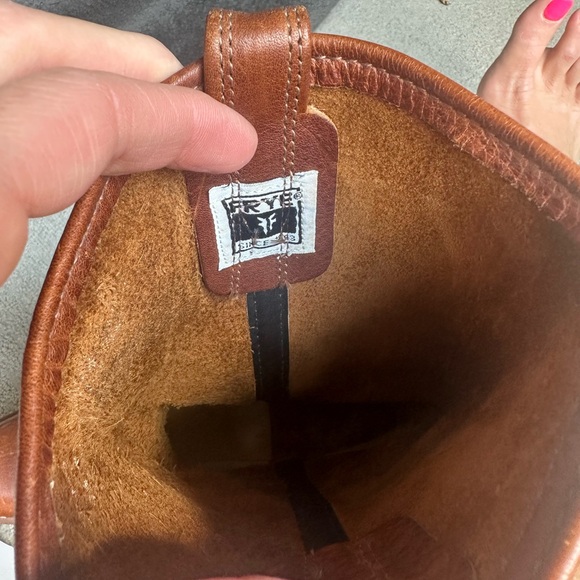 Frye Women’s Brown Leather Boots - Picture 4 of 6